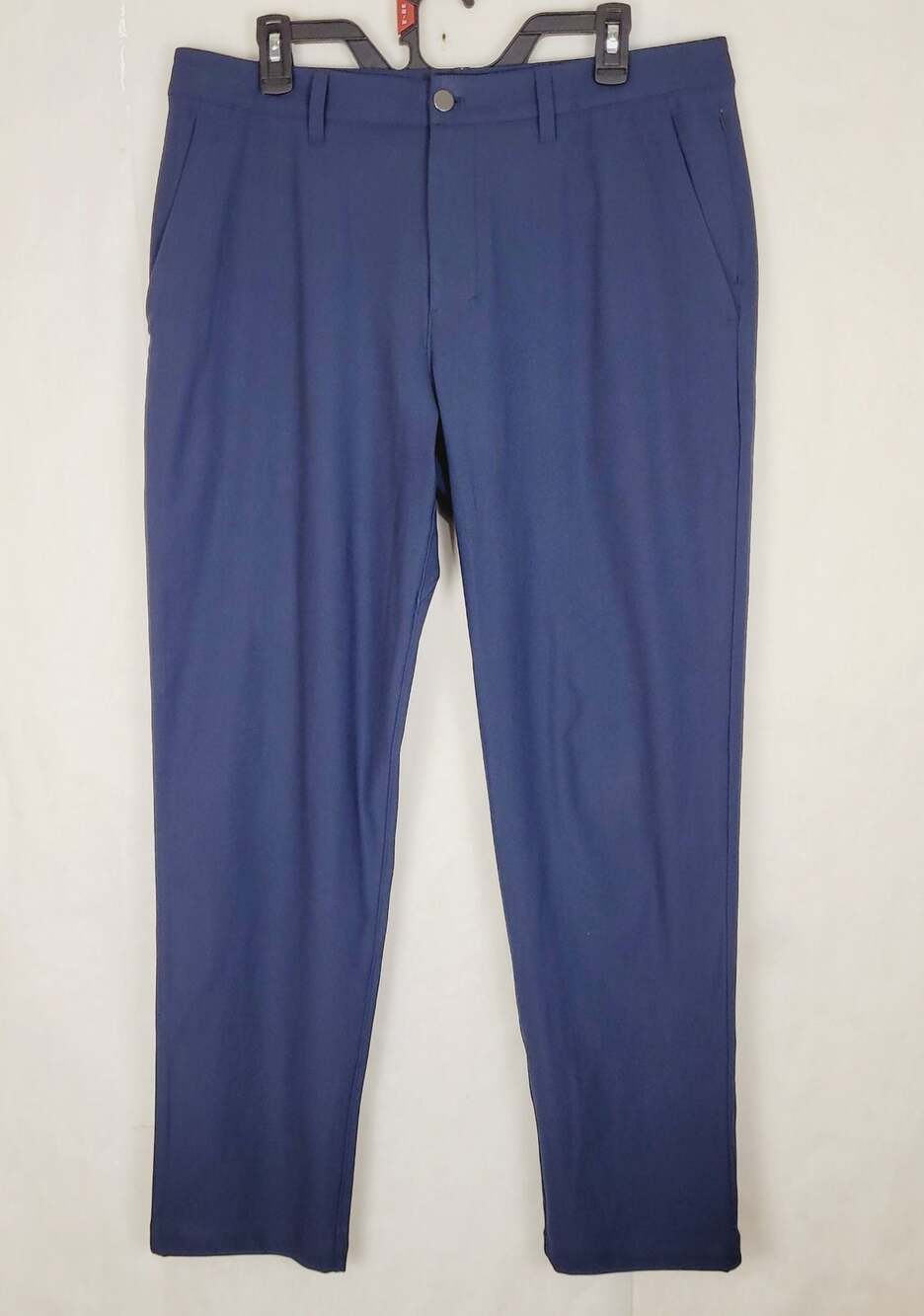 Lululemon ABC navy blue golf trouser size 34 men's Casual Athletic Resort Preppy